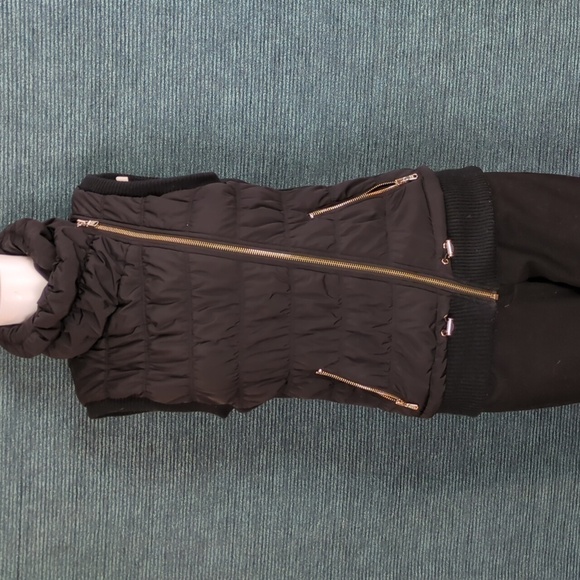 Calvin Klein Performance Puffer Vest Diagonal Zipper - Picture 2 of 13